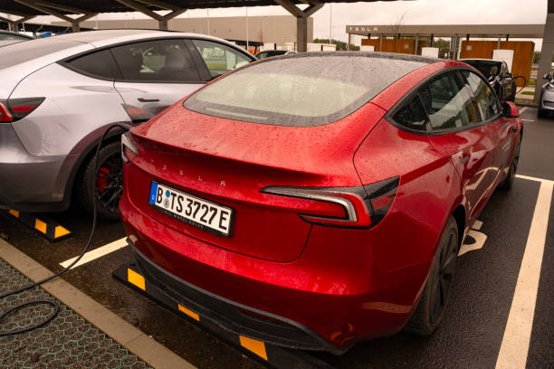 Tesla Model 3 2024+ - Highland RWD Standard Range +