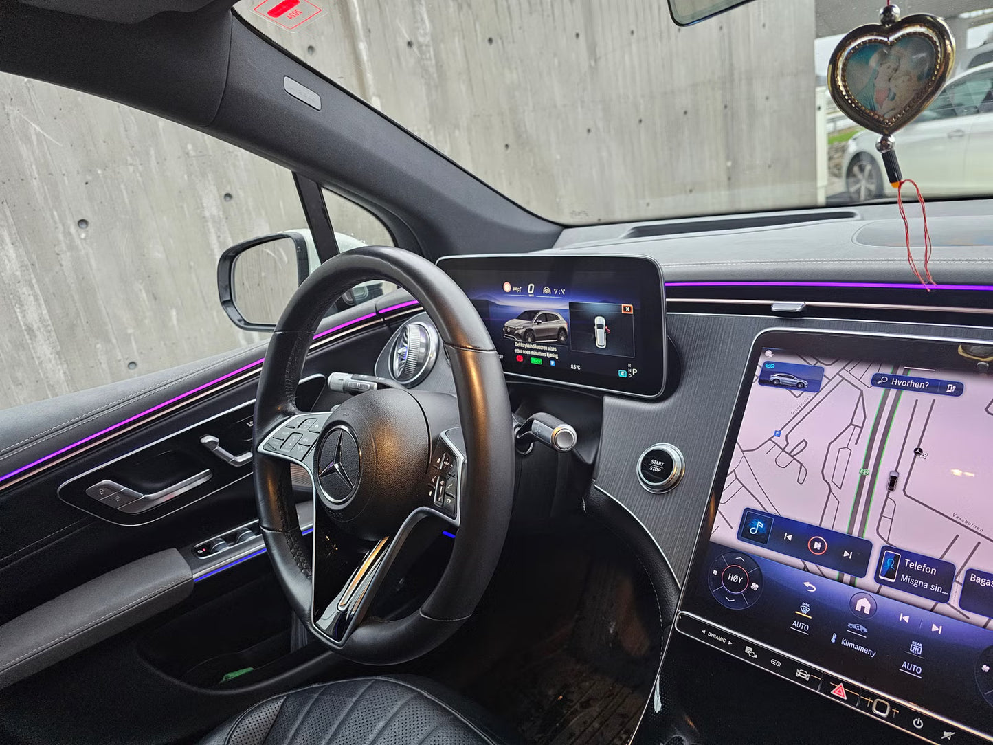 Mercedes-Benz EQS SUV