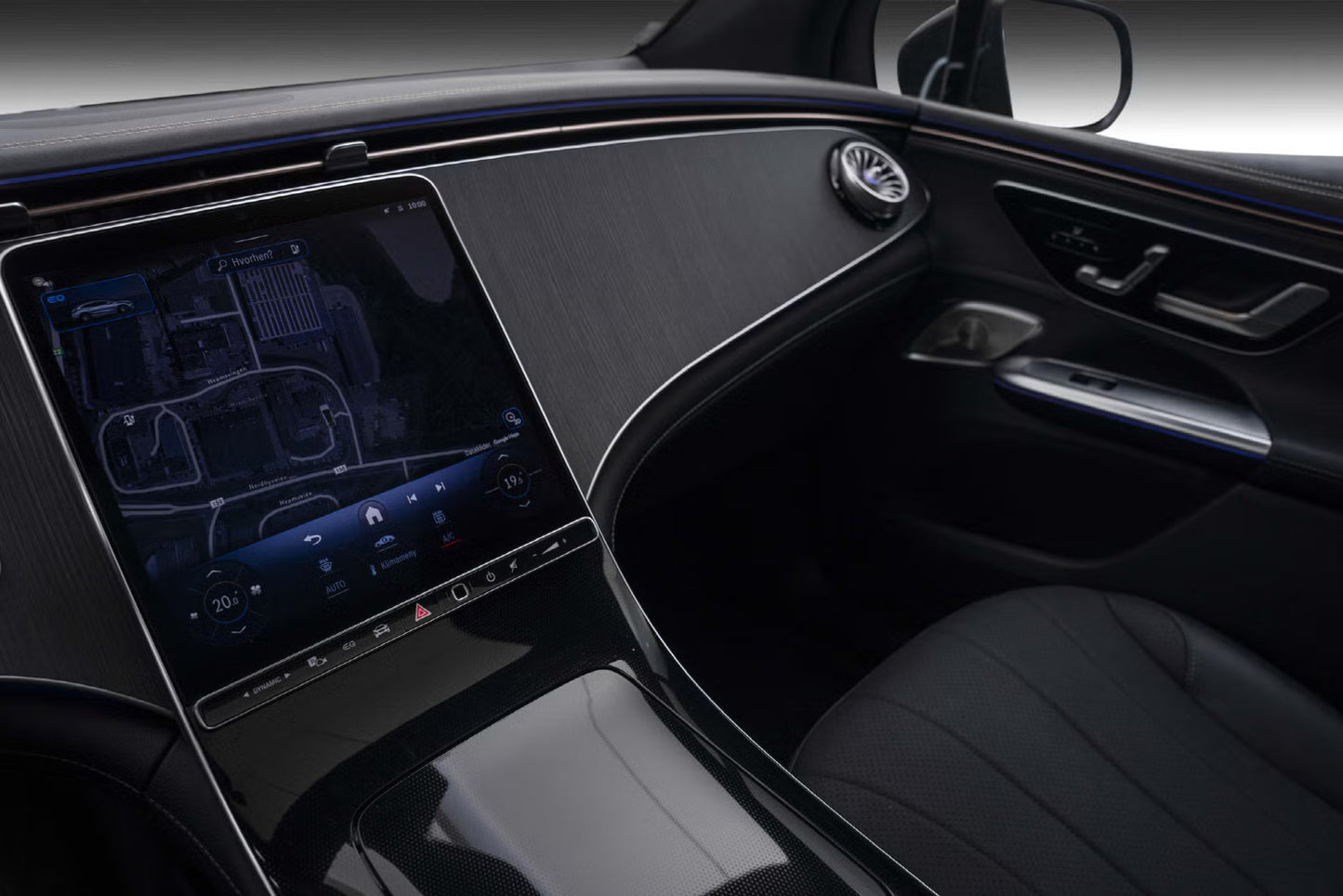 Mercedes-Benz EQE SUV