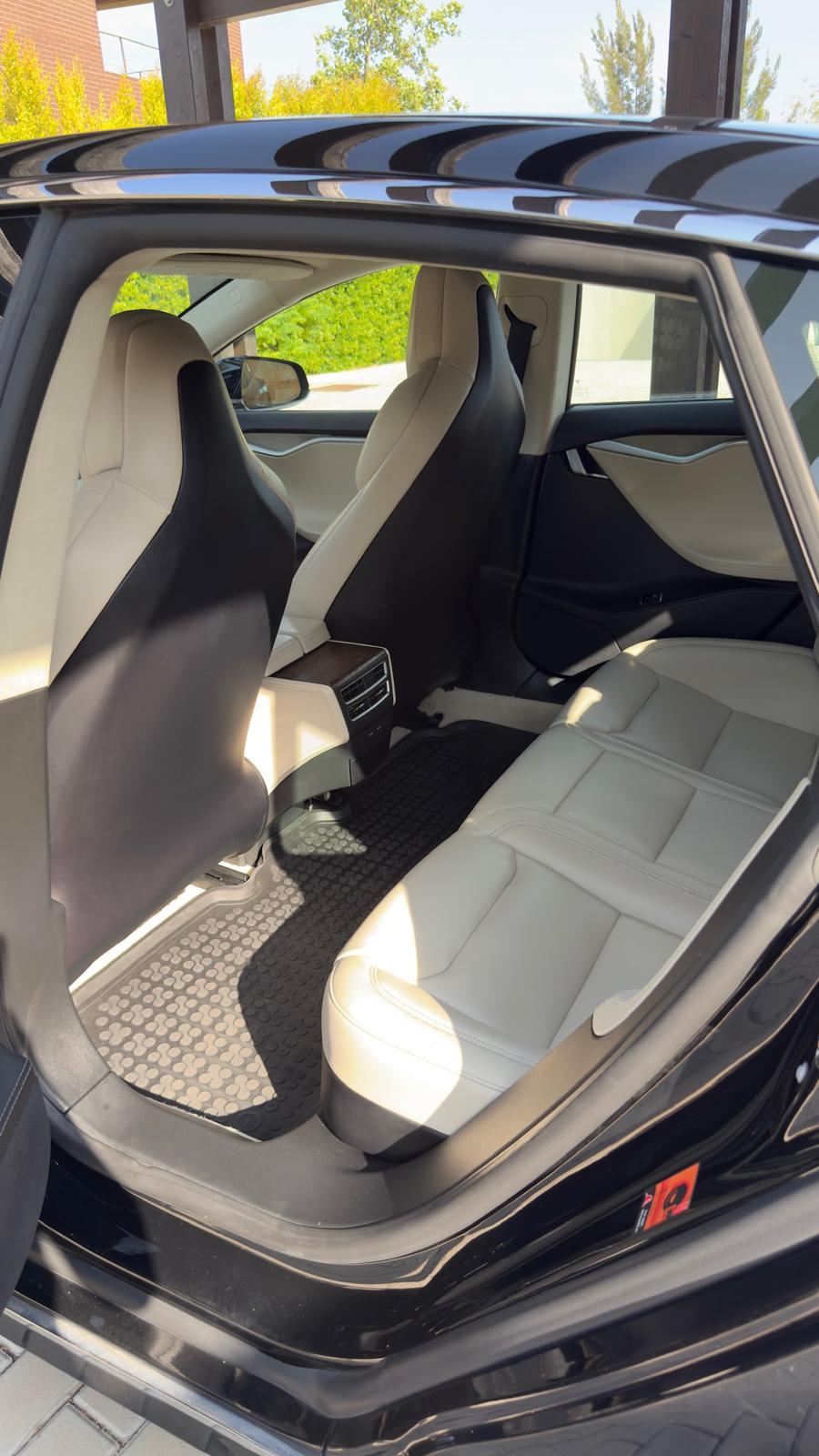 Tesla Model S 75D 2017 - Free Supercharging