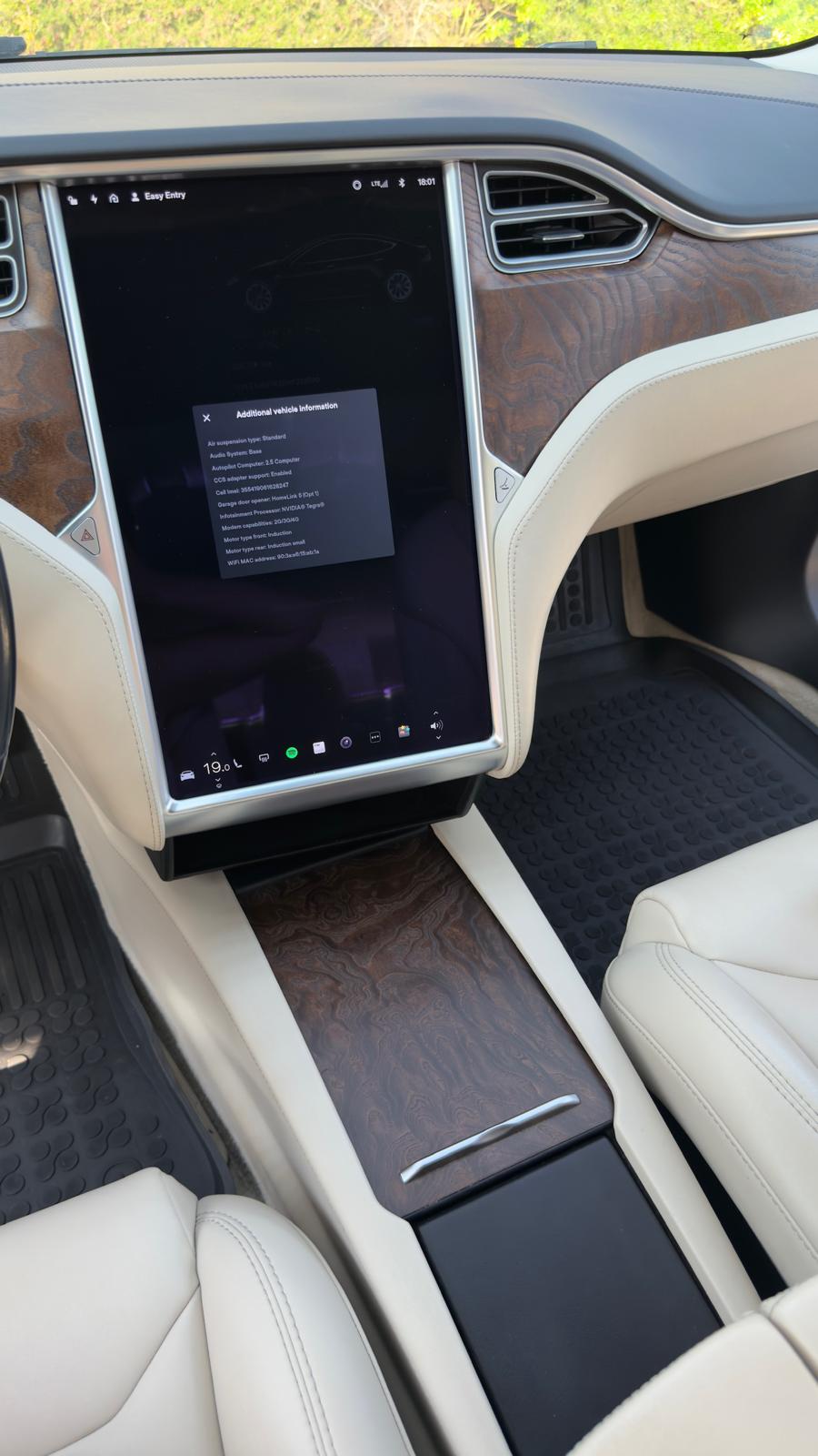 Tesla Model S 75D 2017 - Free Supercharging